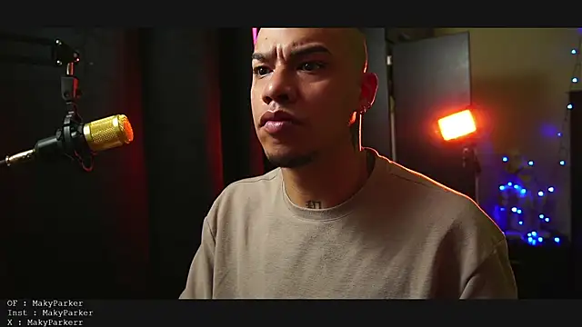 AlphaMasterXxx online show from 01-10-26, 09:16