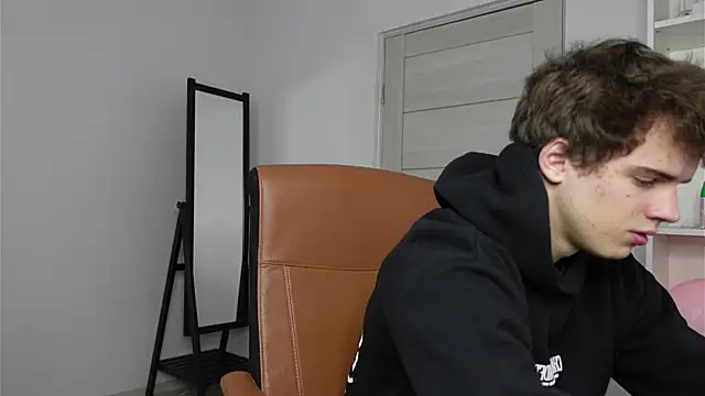 Ricky Becko online show from 10-04-25, 02:48