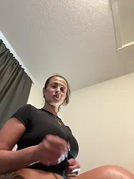 Snapshot of Alona_Brown chatting on 04-21-26, 07:17 Alona Brown online show from 04-21-26, 07:17