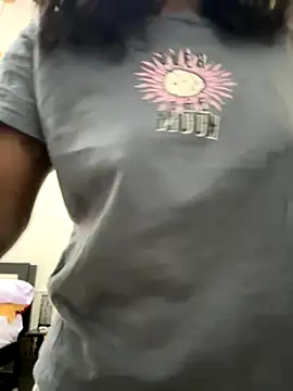 EmilyKisx online show from 10-16-25, 01:12