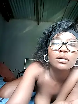 AngelaZamera online show from 11-12-25, 09:21