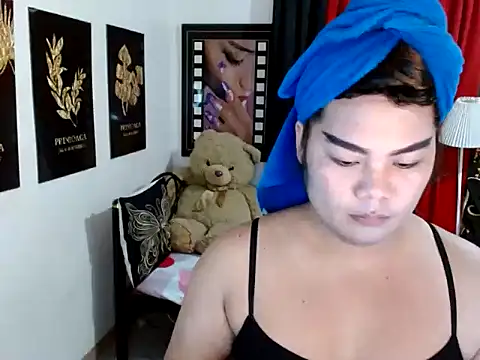 TSbrianaHugeCock online show from 05-01-26, 01:37