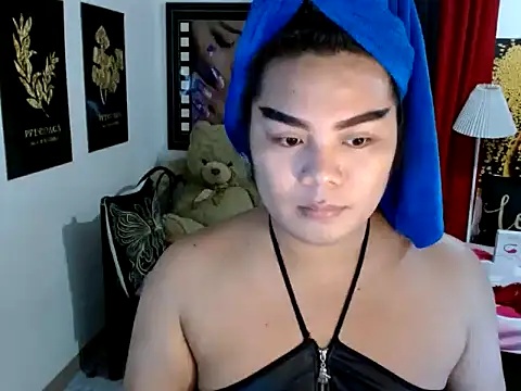 TSbrianaHugeCock online show from 05-09-26, 10:42