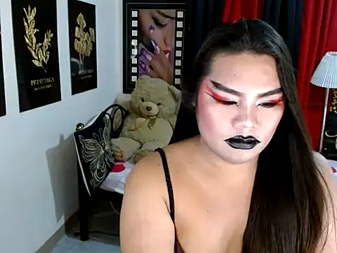 TSbrianaHugeCock online show from 05-11-26, 04:04