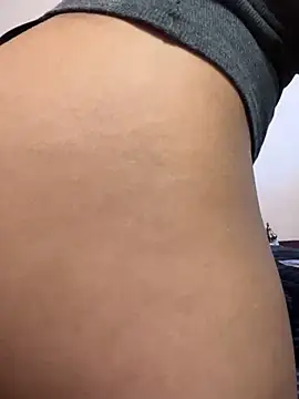 Snapshot of lulix69 chatting on 03-30-26, 05:03 lulix69 online show from 03-30-26, 05:03