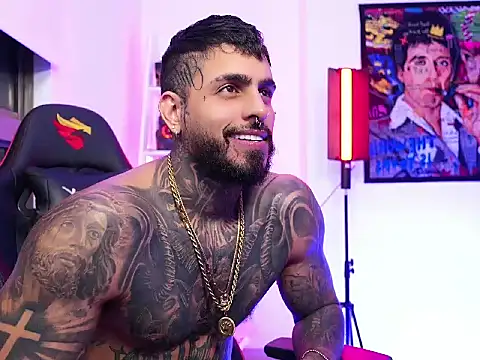 logan hugh8 online show from 11-14-25, 05:28