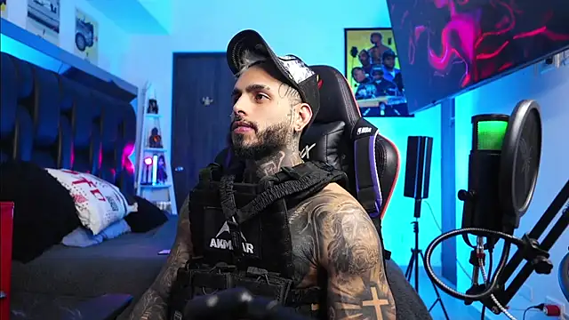 logan hugh8 online show from 02-20-26, 11:38