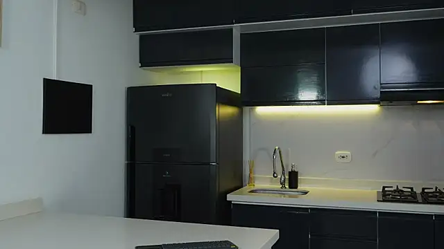 Timmyshy  online show from 11-13-25, 10:08