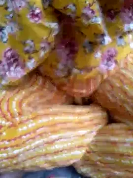 Snapshot of liza-212 chatting on 06-02-26, 09:22 liza-212 online show from 06-02-26, 09:22