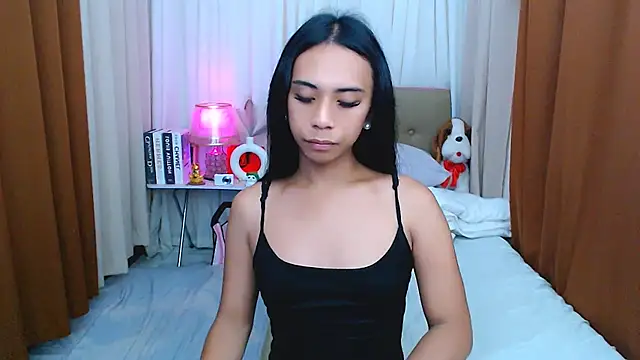 scarlet smith7 online show from 05-18-26, 01:45