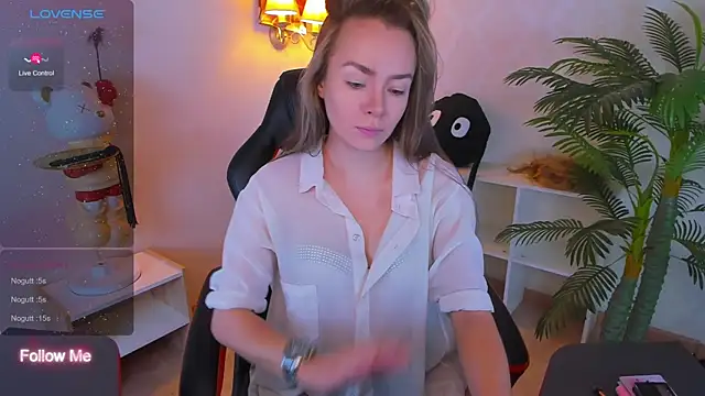 Little Rockk online show from 10-22-25, 04:57