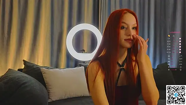 Snapshot of GildedKitten chatting on 09-21-25, 05:36 GildedKitten online show from 09-21-25, 05:36