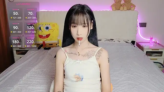Snapshot of M-OTT_ chatting on 09-12-25, 03:01 M-OTT online show from 09-12-25, 03:01