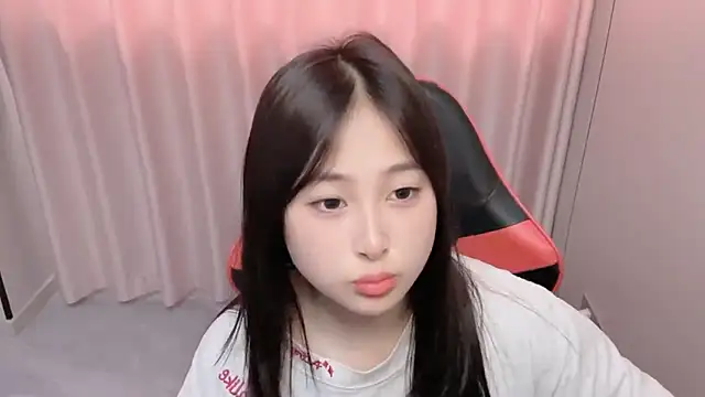 Snapshot of xxz98 chatting on 04-26-26, 05:38 xxz98 online show from 04-26-26, 05:38