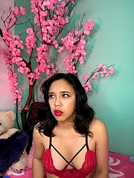 Esmeraldagh  online show from 10-10-25, 10:14