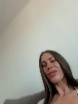  JessyRey  online show from 06-14-26, 10:50