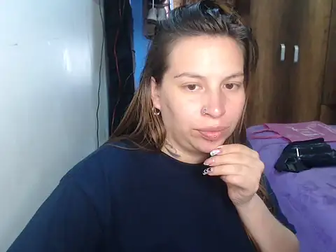 cloequeen15 online show from 03-30-26, 07:48