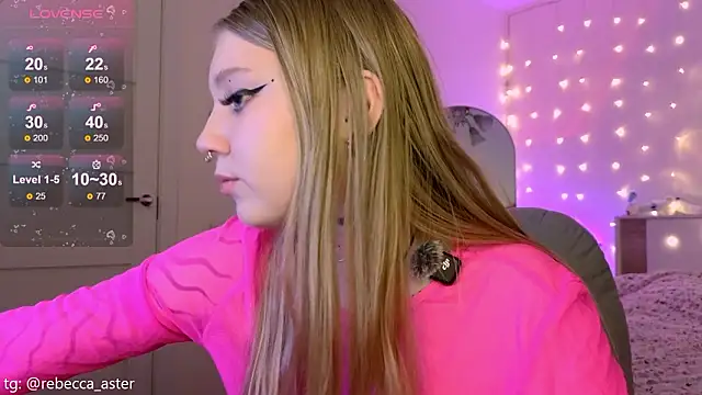 Snapshot of RebeccaAster chatting on 02-16-26, 05:20 RebeccaAster online show from 02-16-26, 05:20