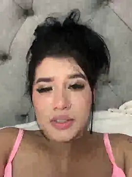 Aliciawhitee online show from 10-26-25, 05:13