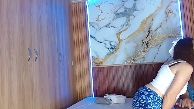 mollyandsam303av online show from 03-02-26, 07:21