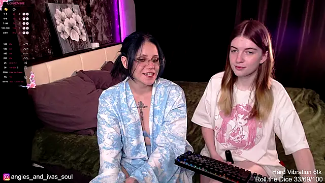 Threesomebabes online show from 09-29-25, 11:15