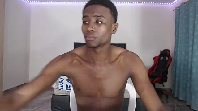 hotblacks07 online show from 09-15-25, 02:00