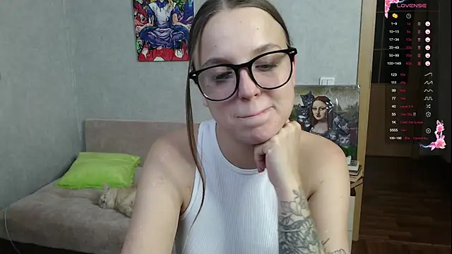 Violetwin online show from 09-30-25, 06:57