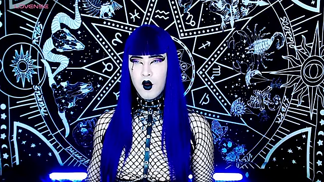 naomi satan online show from 10-30-25, 02:02