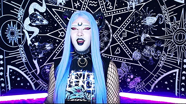 Snapshot of naomi_satan chatting on 04-08-26, 10:32 naomi satan online show from 04-08-26, 10:32