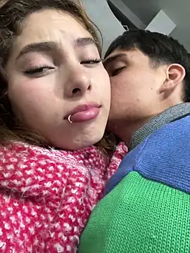 Snapshot of Samantha_2190 chatting on 11-09-25, 04:22 Samantha 2190 online show from 11-09-25, 04:22