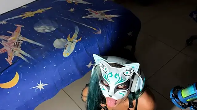 bluesubmissive online show from 12-04-25, 04:11