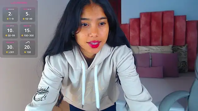 Snapshot of Milaa_Star_ chatting on 10-23-25, 04:01 Milaa Star online show from 10-23-25, 04:01