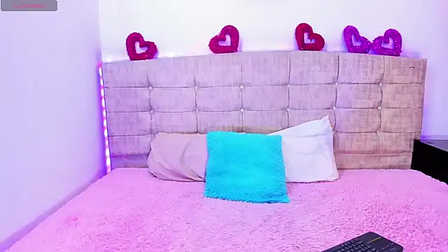 Lushy sweet online show from 10-17-25, 02:15