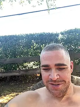 Snapshot of Dallasbest214 chatting on 09-27-25, 06:46 Dallasbest214 online show from 09-27-25, 06:46