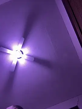 Dallasbest214 online show from 04-08-26, 09:20