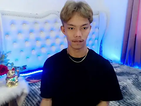 jersthebigfuckerxxx online show from 10-07-25, 04:42