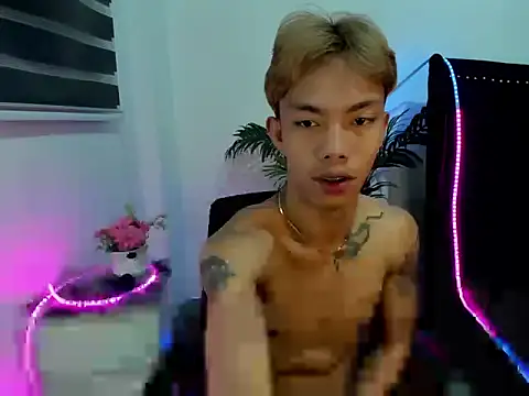 jersthebigfuckerxxx online show from 11-07-25, 04:45