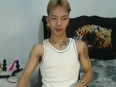 jersthebigfuckerxxx online show from 11-18-25, 08:19