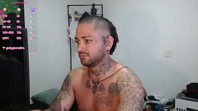 nicolastorres99 online show from 12-23-25, 03:15