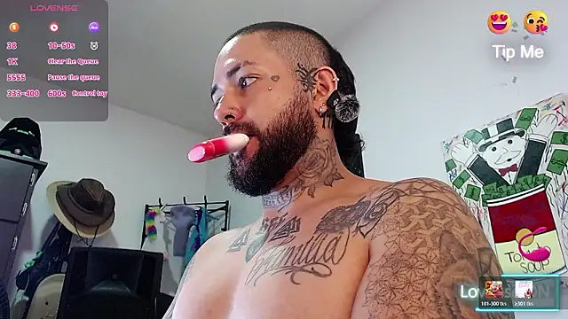 nicolastorres99 online show from 03-18-26, 09:07