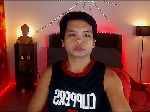 XExtraServiceManX online show from 12-18-25, 01:50