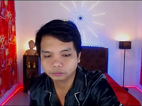 XExtraServiceManX online show from 12-19-25, 02:02