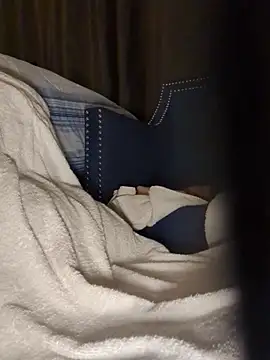 GRiZZLYBONE online show from 12-23-25, 08:23