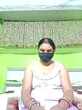 Snapshot of ZIVAA chatting on 04-02-26, 08:45 ZIVAA online show from 04-02-26, 08:45