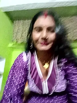 Snapshot of ZIVAA chatting on 04-06-26, 11:00 ZIVAA online show from 04-06-26, 11:00
