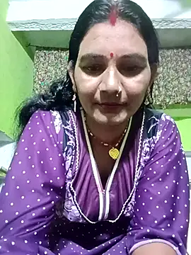 Snapshot of ZIVAA chatting on 04-07-26, 09:10 ZIVAA online show from 04-07-26, 09:10