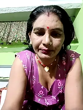 Snapshot of ZIVAA chatting on 05-01-26, 04:28 ZIVAA online show from 05-01-26, 04:28