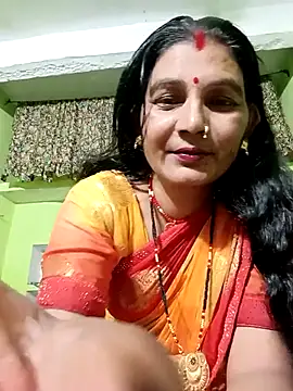 Snapshot of ZIVAA chatting on 05-11-26, 05:32 ZIVAA online show from 05-11-26, 05:32