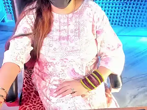 ShylaGill online show from 09-24-25, 03:04