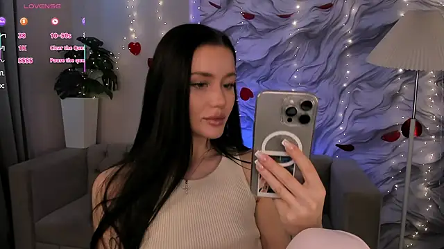 Snapshot of Aria_Mila chatting on 02-18-26, 11:17 Aria Mila online show from 02-18-26, 11:17